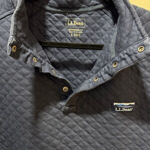 L.L. Bean Men's Dark Blue Quilted Zip-Up Sweater